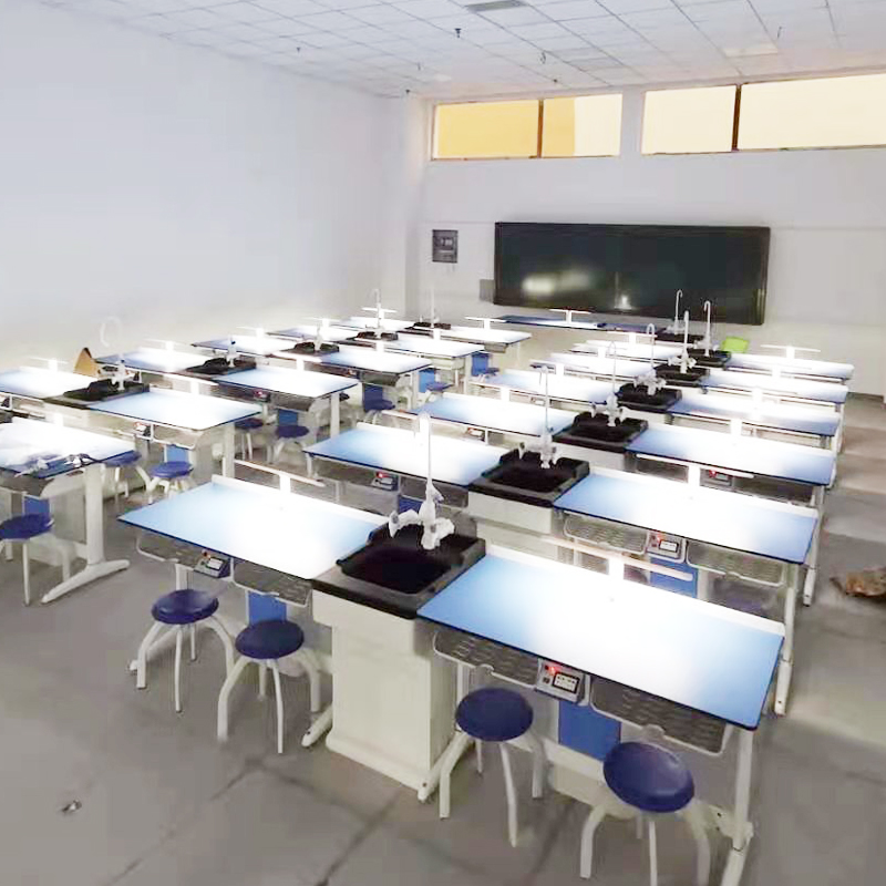 <b>化学实验桌</b>